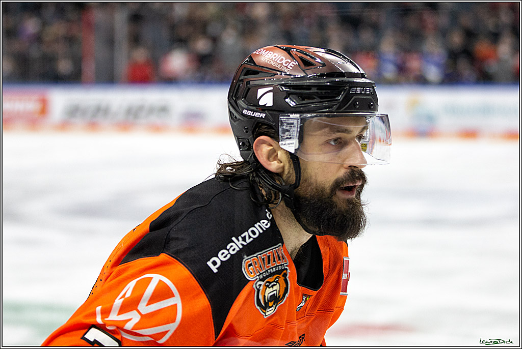 PENNY DEL; Koelner Haie- Fishtown Pinguins Bremerhaven; Koeln, 25.11.2021